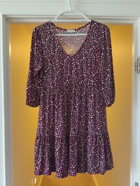 Petite Assembly Floral V-Neck Dress in Burgundy